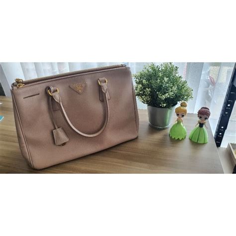 prada saffiano 30 cameo